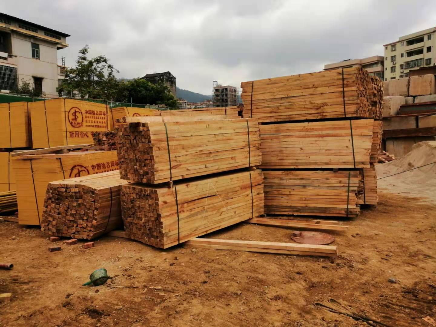  建筑木方