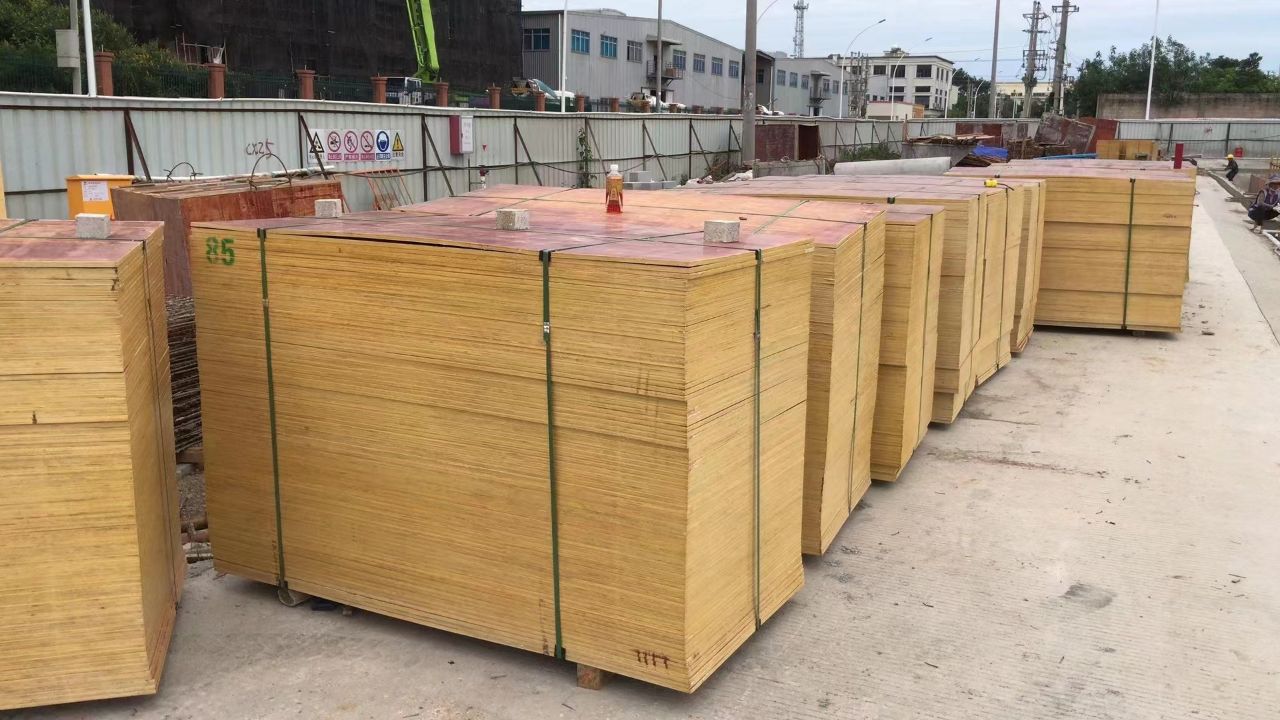建筑模板