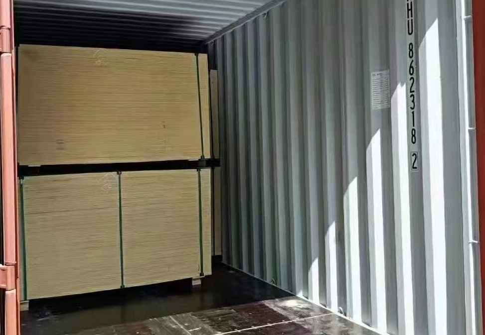 建筑模板