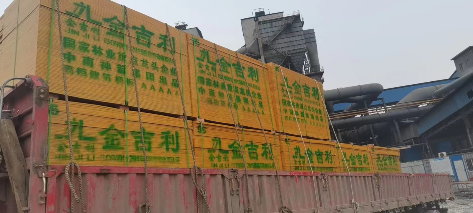 建筑模板